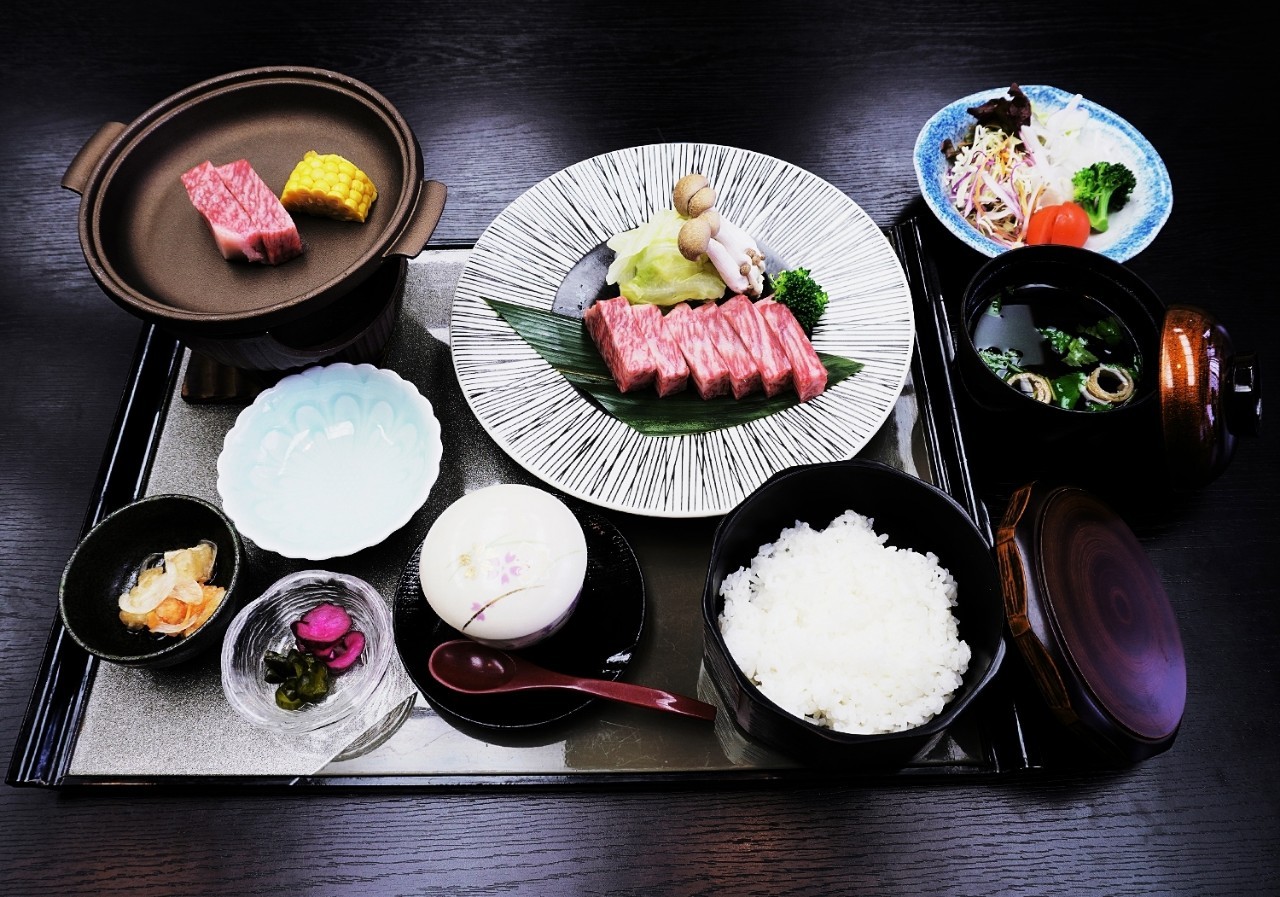 ステーキ御膳写真